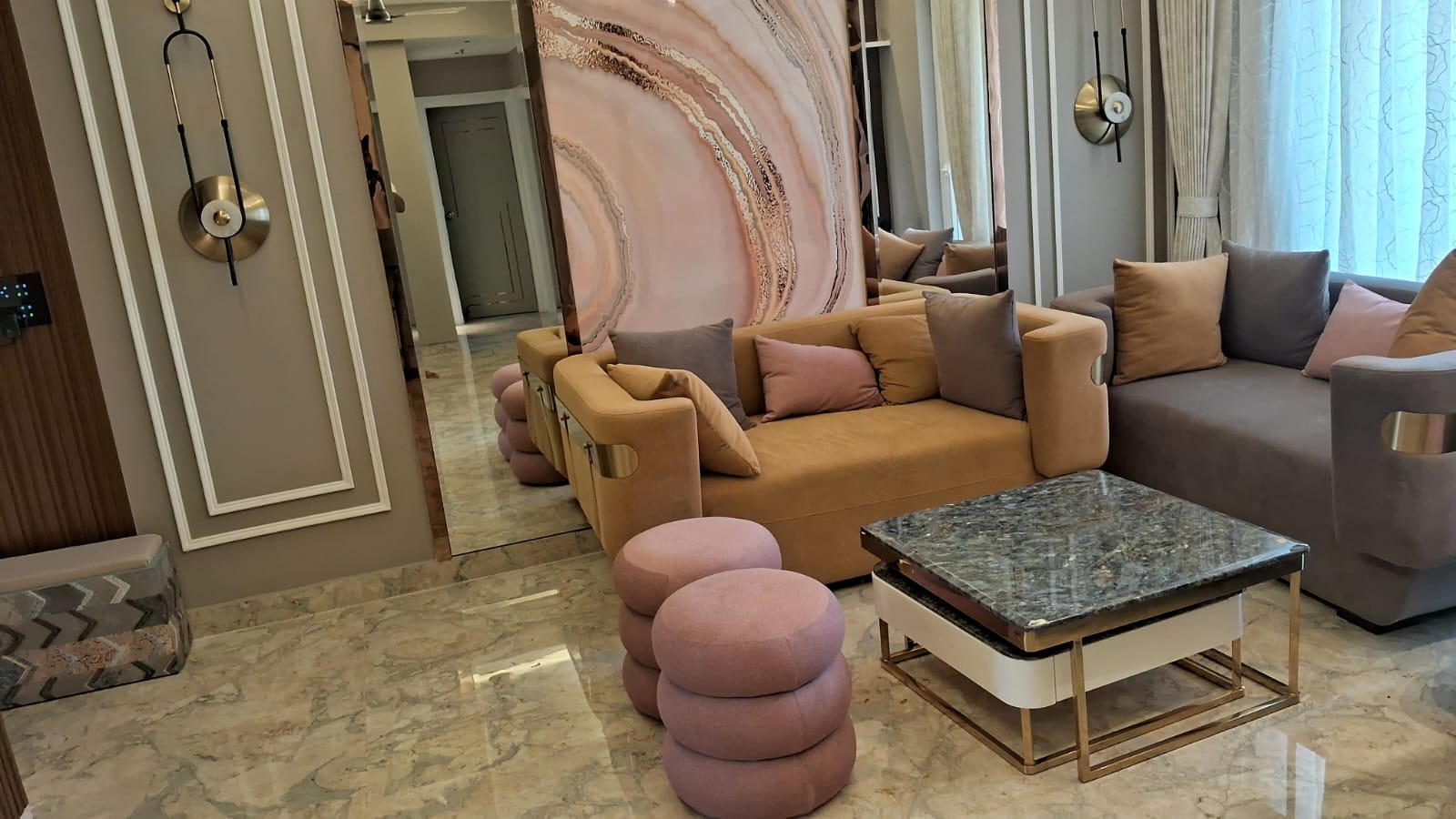Sofa Image 10
