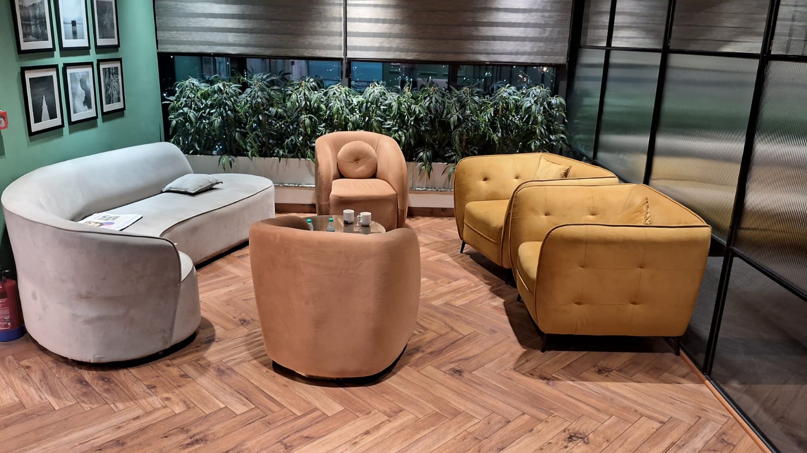 Sofa Image 18