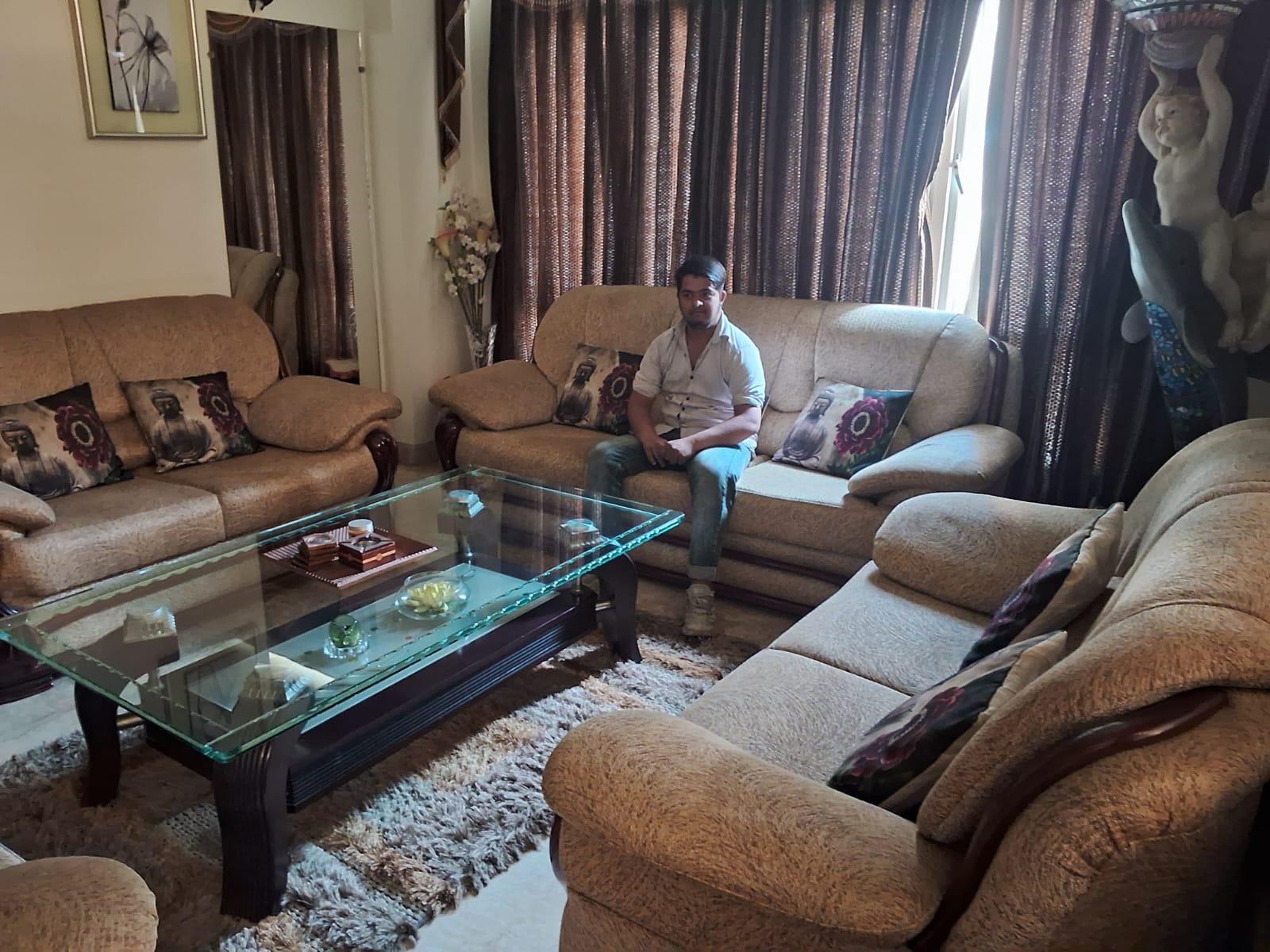 Sofa Image 28